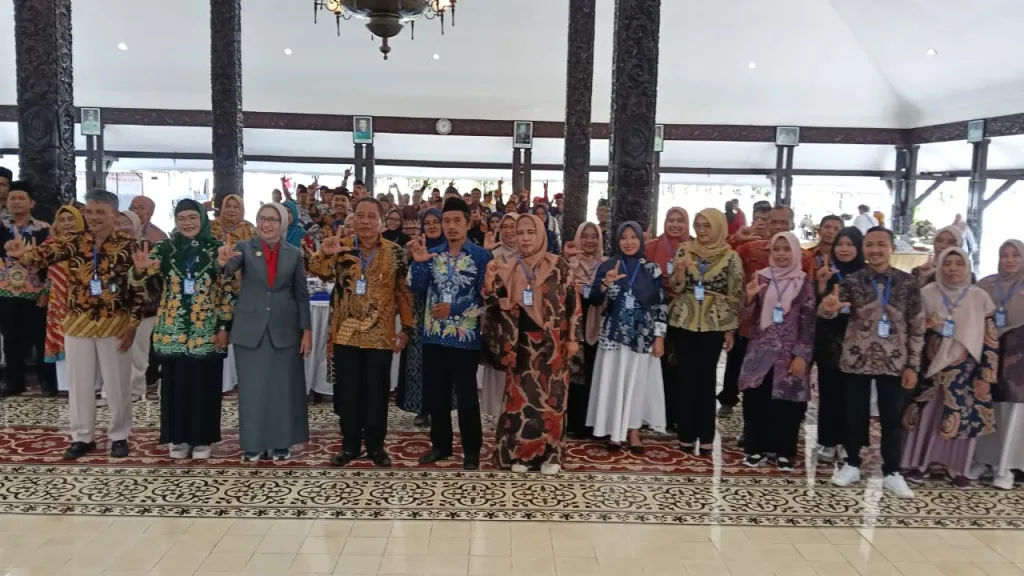 Sarasehan Akhir Tahun FPTSL, Kampus Didorong Hadirkan Dampak Nyata bagi Pembangunan Lumajang