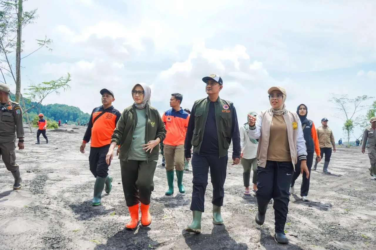 Bupati Lumajang Turun Langsung ke Lokasi Lahar Semeru, Warga Terisolasi Mendapat Perhatian