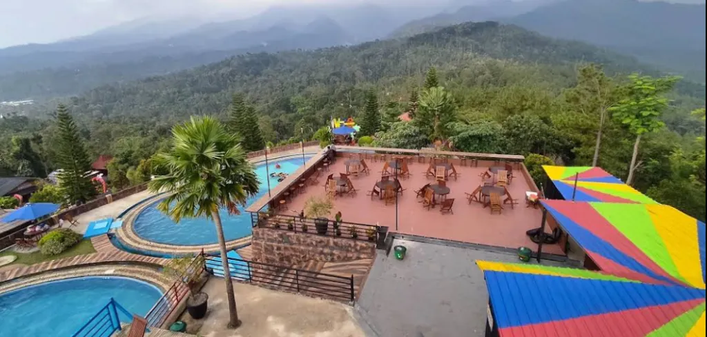 Bukit Gandrung, Pesona Wisata Alam di Lereng Kandangan Kediri
