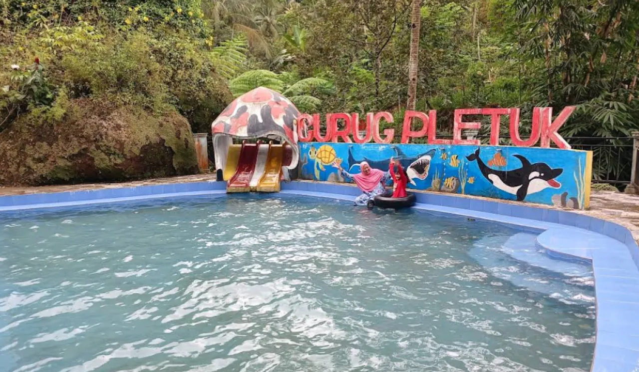 Curug Pletuk, Keindahan Air Terjun Tersembunyi yang Menyejukkan di Banjarnegara