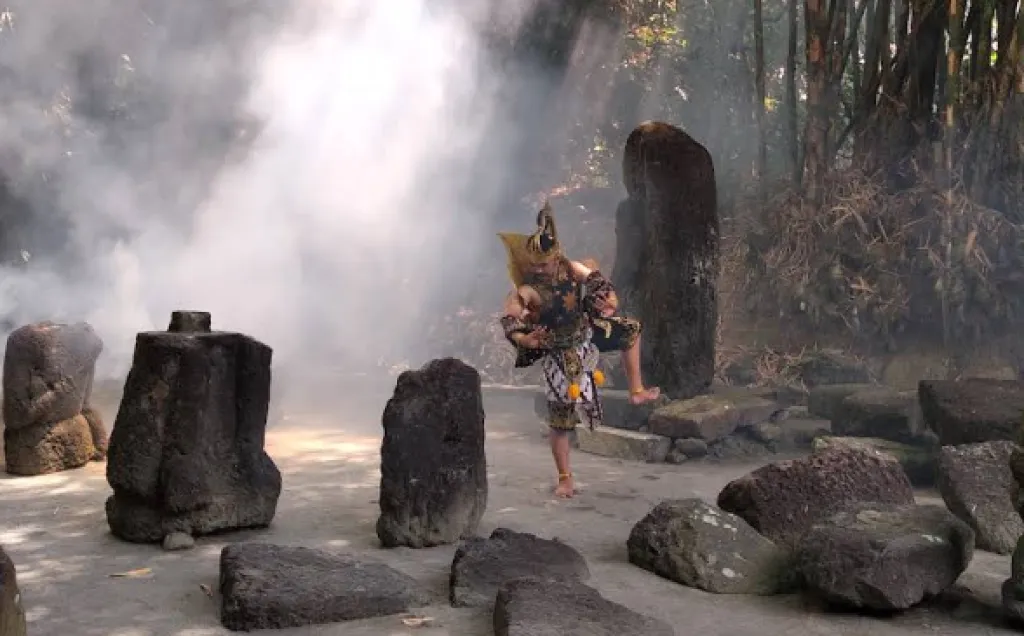 Situs Arca Warak Mondangan, Warisan Sejarah Kuno di Nglegok Blitar