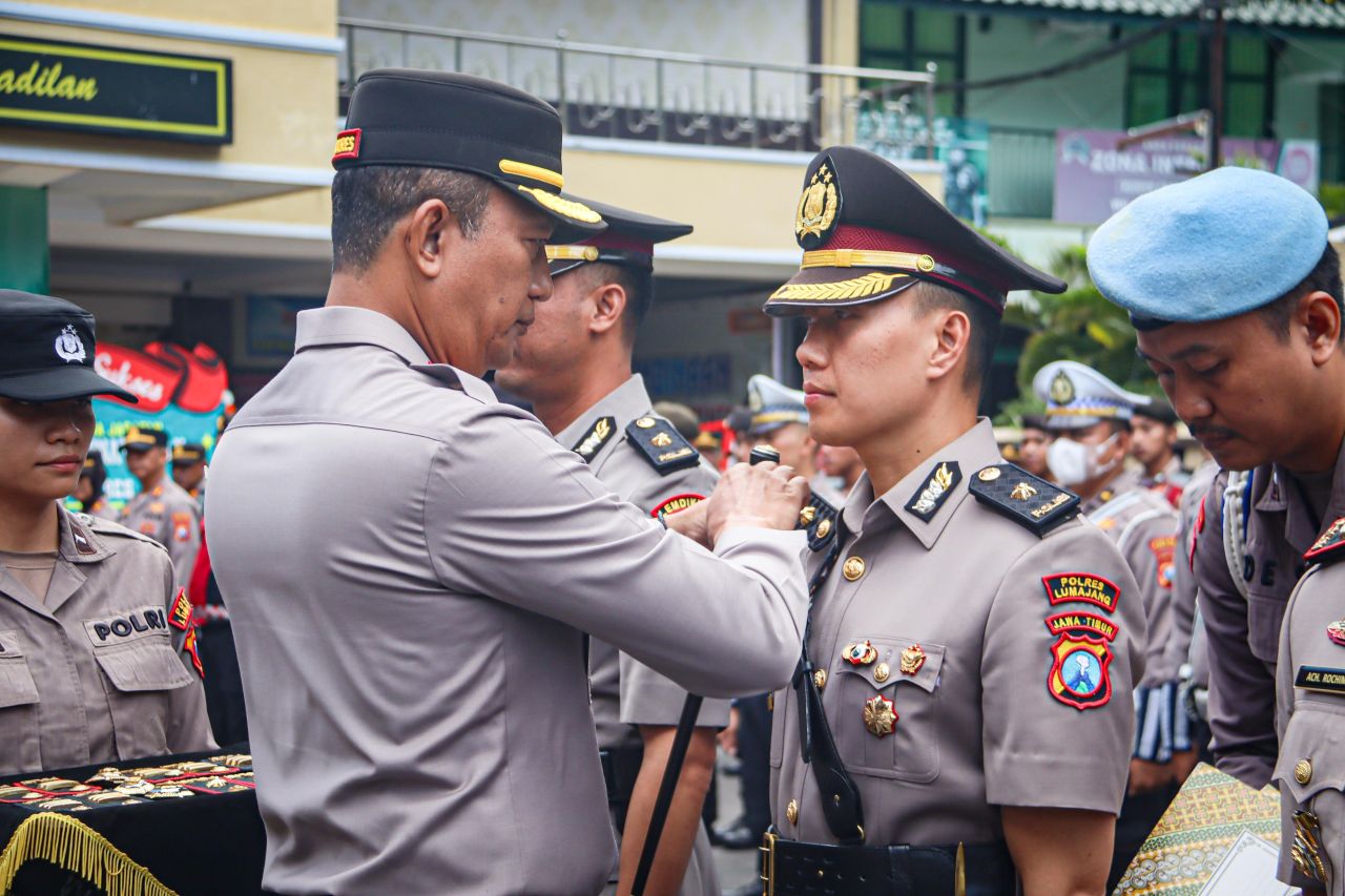 Wakapolres dan Kasat Reskrim Polres Lumajang Berganti