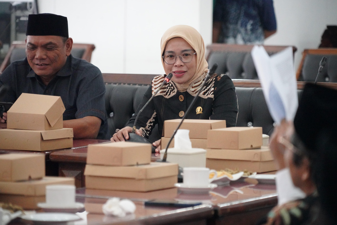 DPRD Lumajang Gelar Uji Publik Raperda Inisiatif Fasilitasi Pengembangan Pesantren