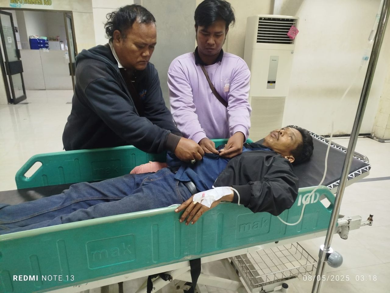 Serangan Dini Hari di Jalan Raya Lumajang, Korban Alami Luka Bacok Serius