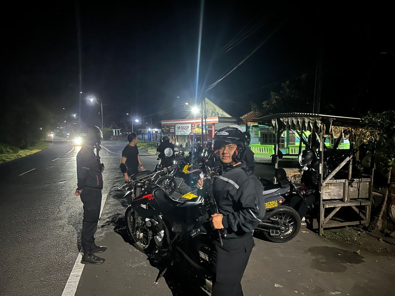 Kriminalitas Mengintai! Polres Lumajang Sisir Jalanan Dinihari Antisipasi 4C