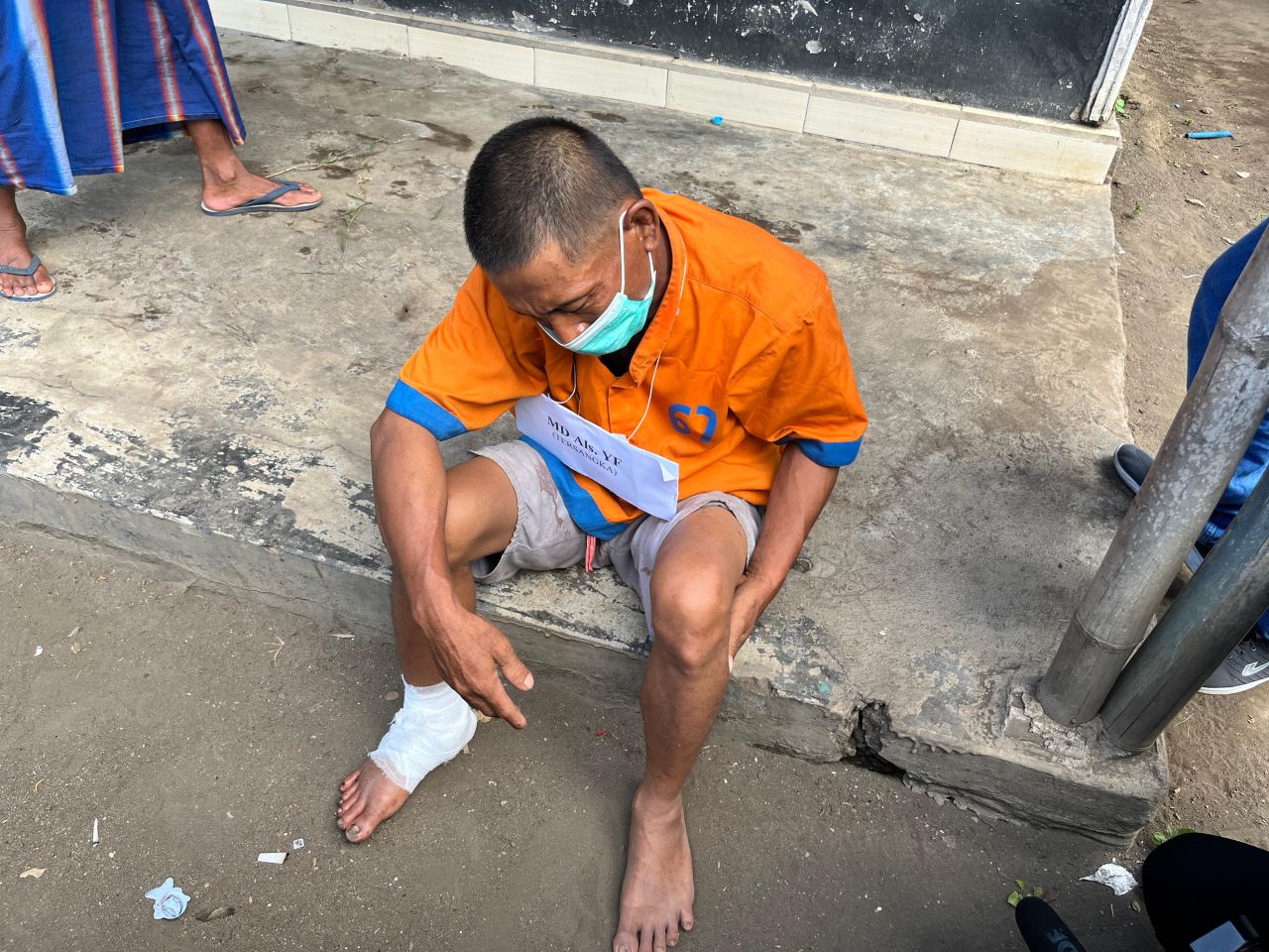 Tertangkap dan Kesakitan, Maling Sapi di Lumajang Mengaku Tobat: “Ini Terakhir Kali Saya Mencuri”