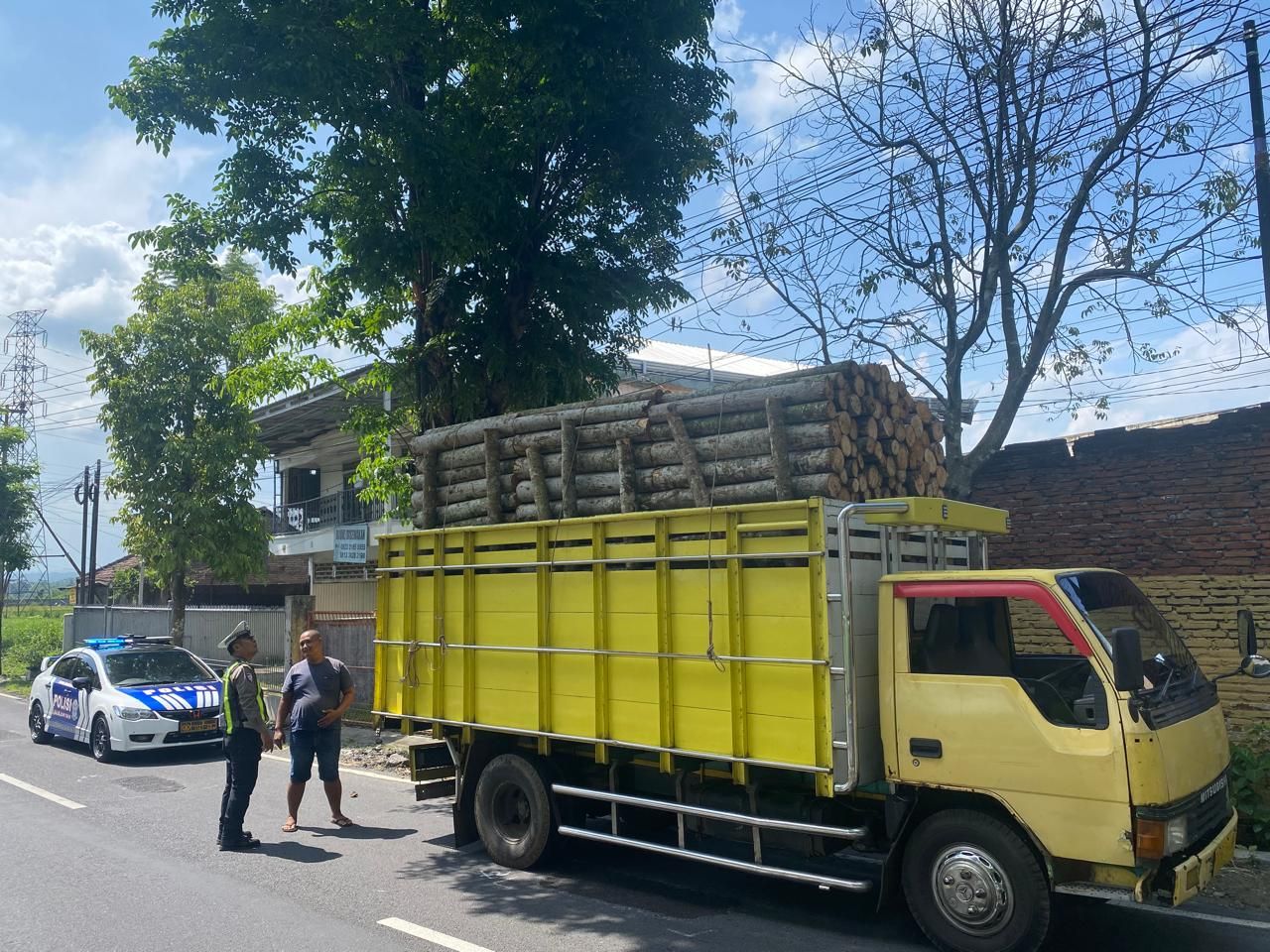 Truk ODOL Disasar Satlantas Lumajang, Demi Jalanan yang Lebih Aman