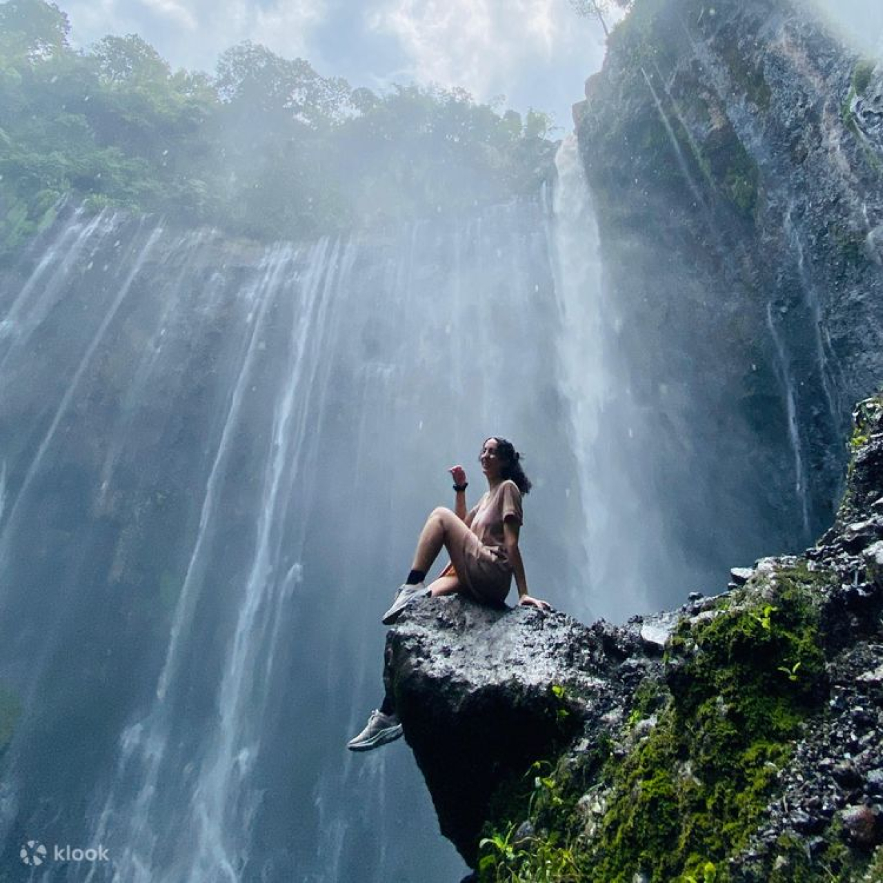 Wamenparekraf Pastikan Tumpak Sewu Lumajang Bebas Pungli, Apresiasi Sistem Keamanan Wisata