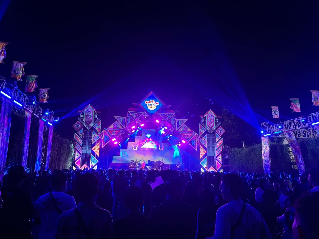 Reality Club Bawa Nuansa Indie Rock di Magnolia Lumajang, Event Parti Libur Semakin Meriah
