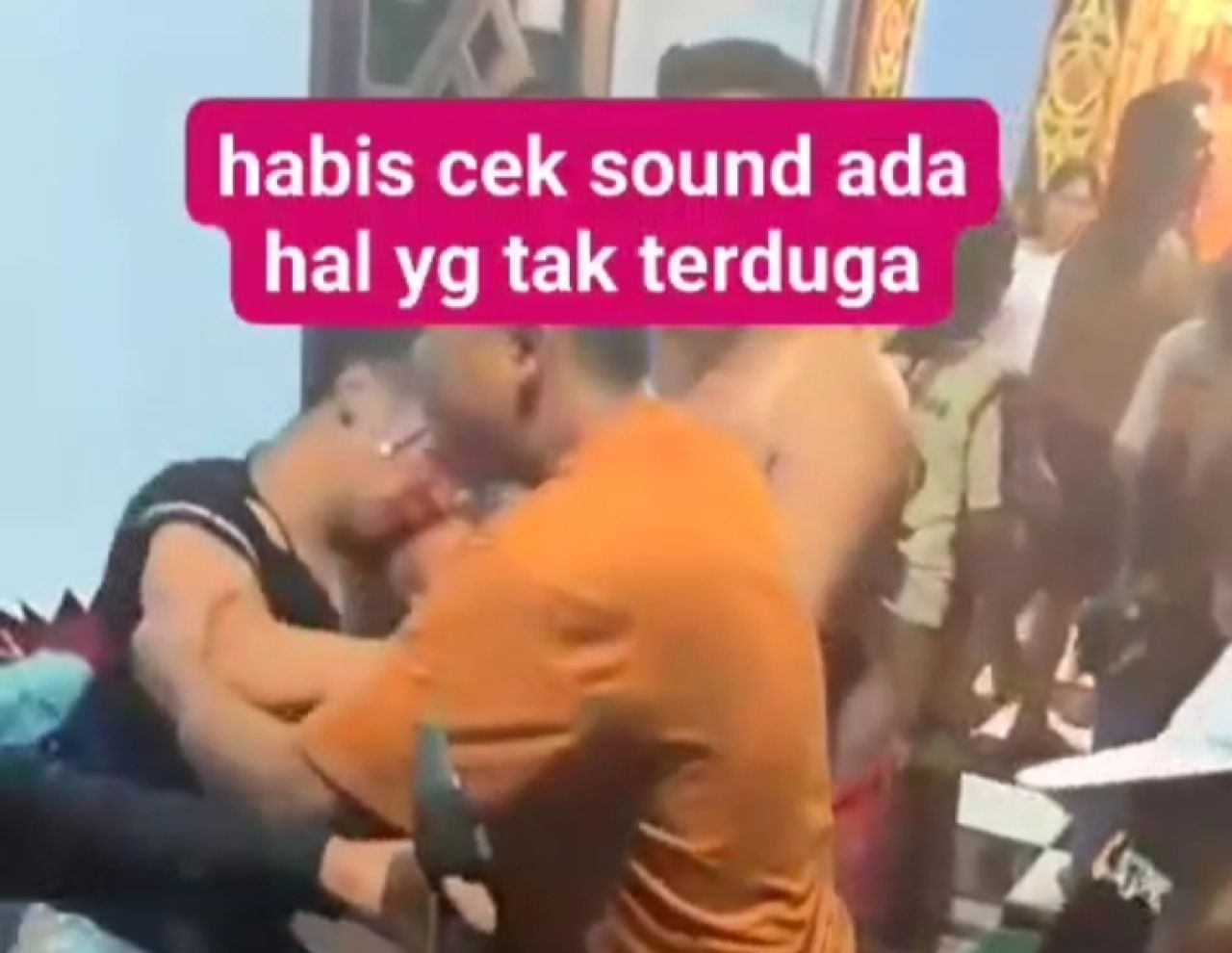 Usai Cek Sound, Pria Karangrejo Mabuk Nekat Curi Ayam Rp100 Ribu, Berujung Babak Belur Digebuki Massa