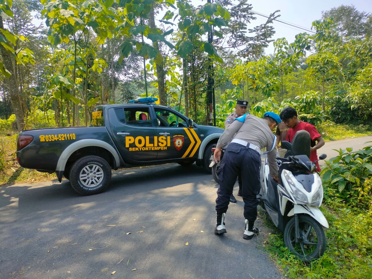 Marak Curanmor, Polsek Tempeh Turun Jalan! Patroli Ketat di Desa Besuk