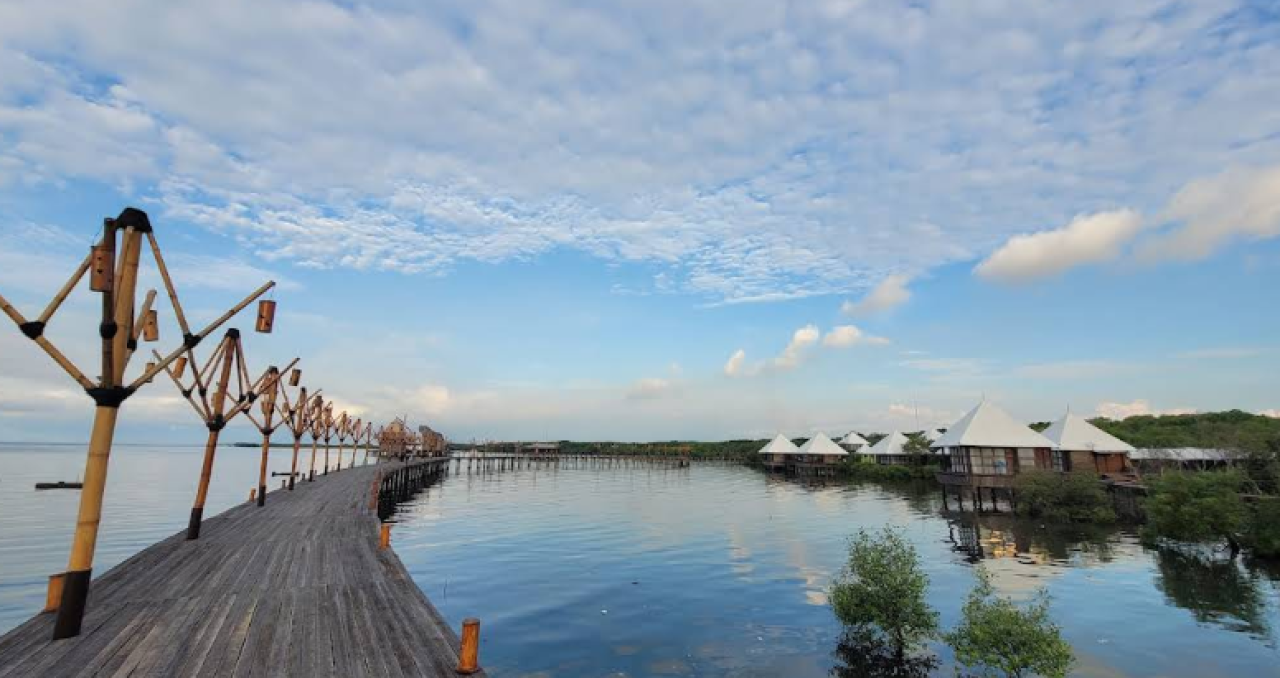 Gembok Cinta BJBR: Menawarkan Keindahan dan Kenangan di Probolinggo