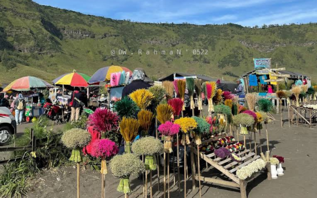 Bukit Cinta, Spot Romantis di Taman Nasional Bromo Tengger Semeru Pasuruan