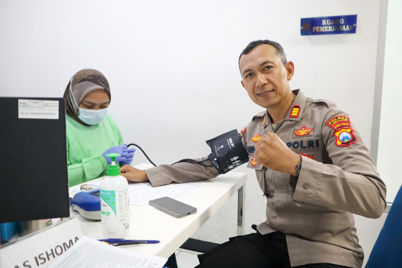 Polres Lumajang Gelar Donor Darah Serentak Peringati HUT Humas Polri ke-74