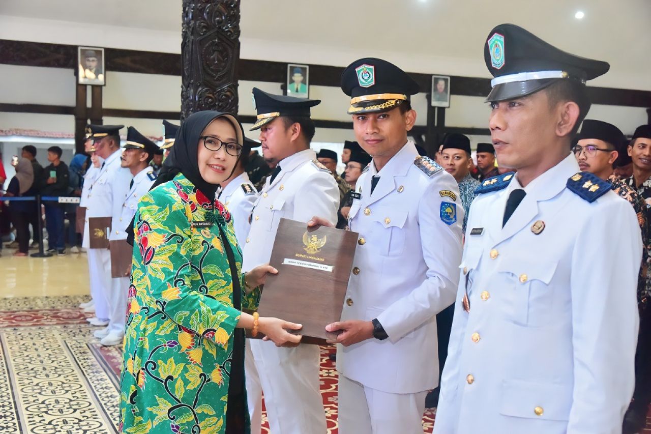 Bunda Indah Tegas: ASN Lumajang Harus Berhati Pengabdi, Bukan Pemburu Jabatan!