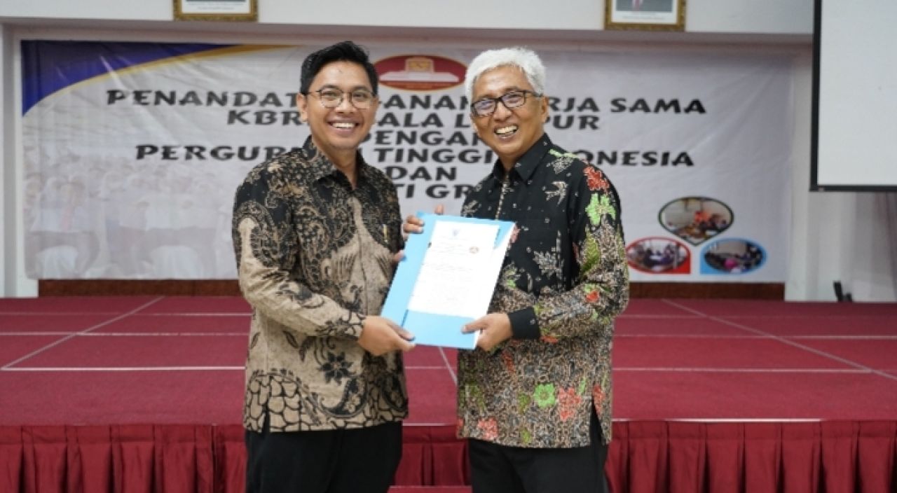 STKIP PGRI Lumajang Teken MoU dengan KBRI Malaysia, Perluas Jejaring Internasional