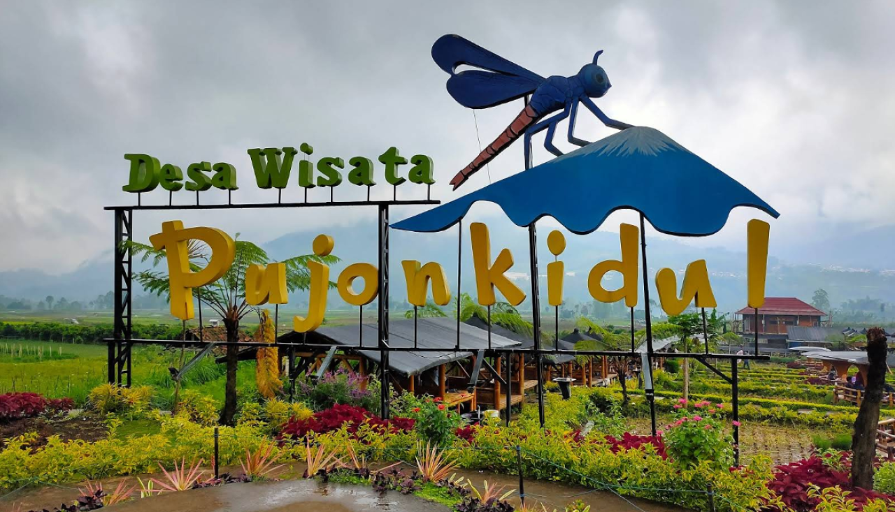 Menikmati Santapan dengan Panorama Alam di Café Sawah Pujon Kidul Malang