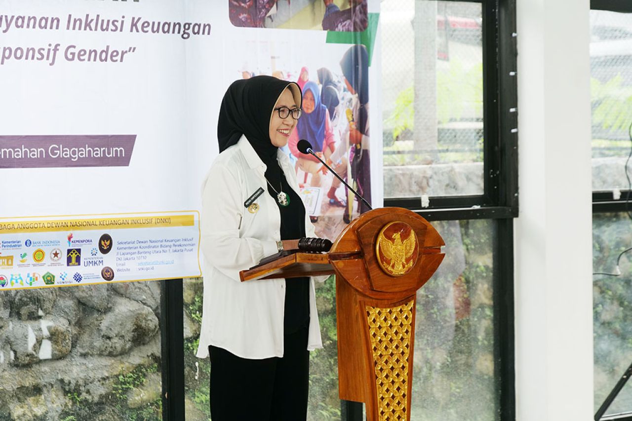 Bupati Lumajang Dorong Ekosistem Inklusi Keuangan Ramah Perempuan