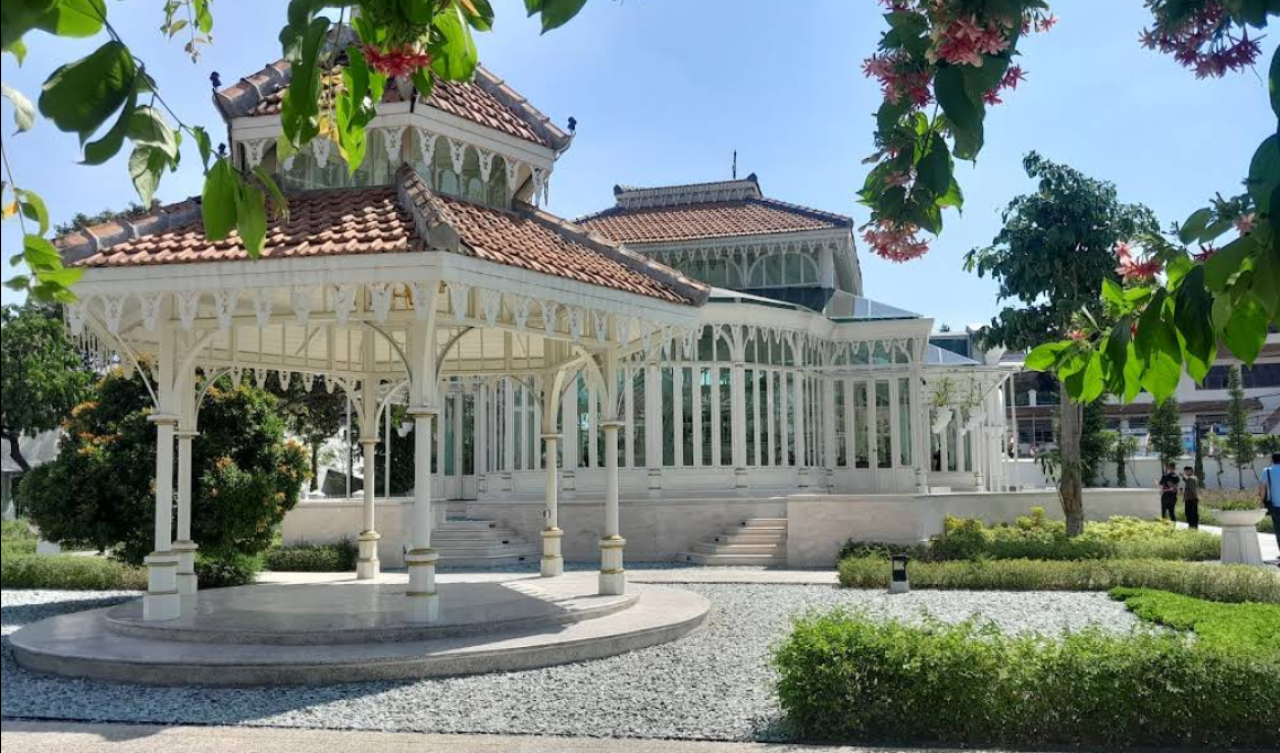 Kemegahan Pura Mangkunegaran, Wisata Budaya yang Menawan di Jantung Kota Solo Surakarta