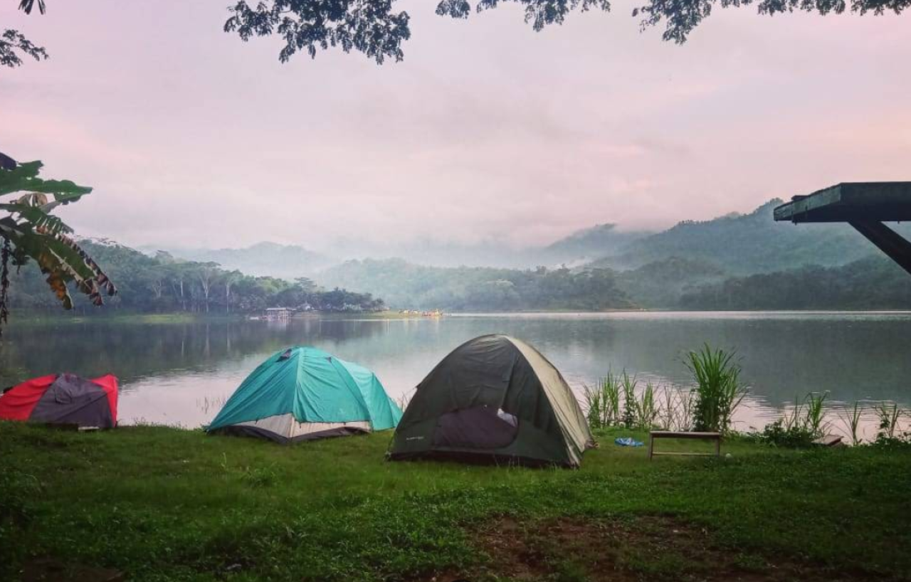 Waduk Sermo, Permata Tenang di Perbukitan Kulon Progo yang Selalu Memikat Wisatawan Yogyakarta