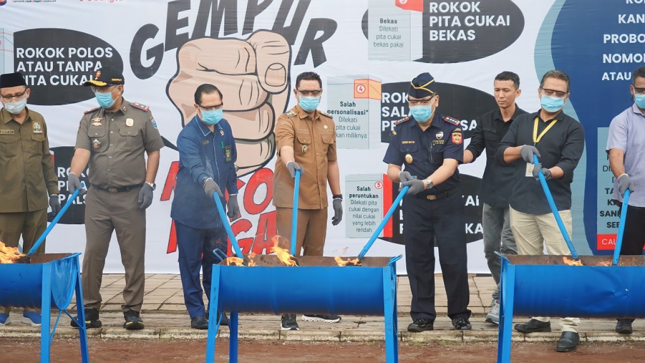 Jaga Masyarakat, Lumajang Tegaskan Komitmen Hentikan Rokok Ilegal