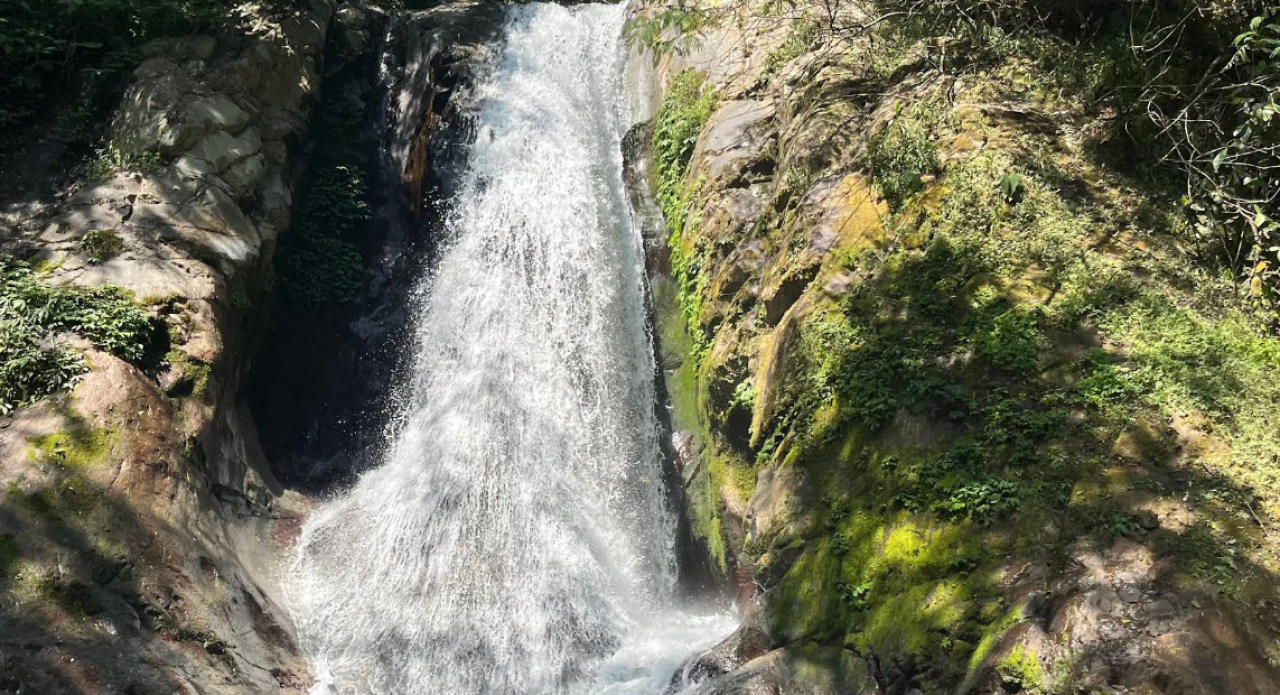 Air Terjun Kedung Sriti, Destinasi Tersembunyi dengan Pesona Natural di Kalisoro Karanganyar