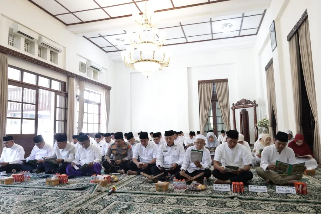 Pemkab Lumajang Perkuat Tata Kelola Spiritual Lewat Khotmil Qur’an Rutin