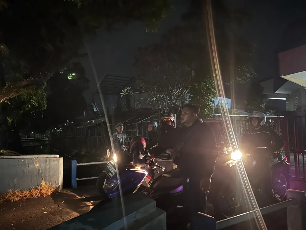 Antisipasi Pencurian dan Begal, Polisi Lumajang Patroli Hingga Dini Hari