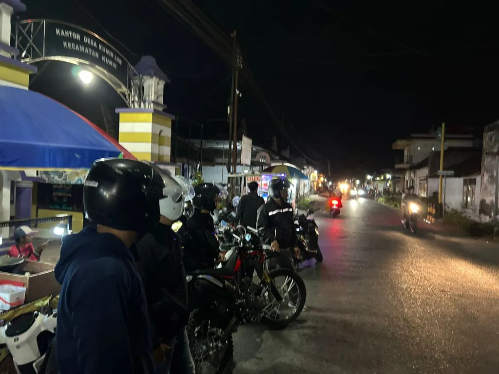 Cegah Curat hingga Curanmor, Polisi Patroli Jalan Gelap Kunir