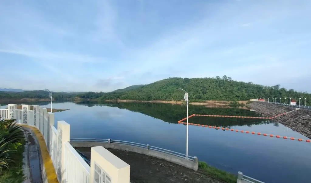 Bendungan Gongseng, Wisata Alam Sungai yang Menenangkan di Temayang Bojonegoro