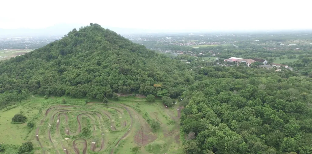 Gunung Maskumambang, Destinasi Wisata Alam Favorit di Tengah Kota Kediri