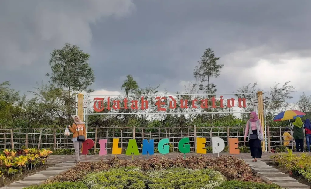 Taman Pinggir Nggawan, Ruang Rekreasi Santai di Tepi Sungai Balen Bojonegoro