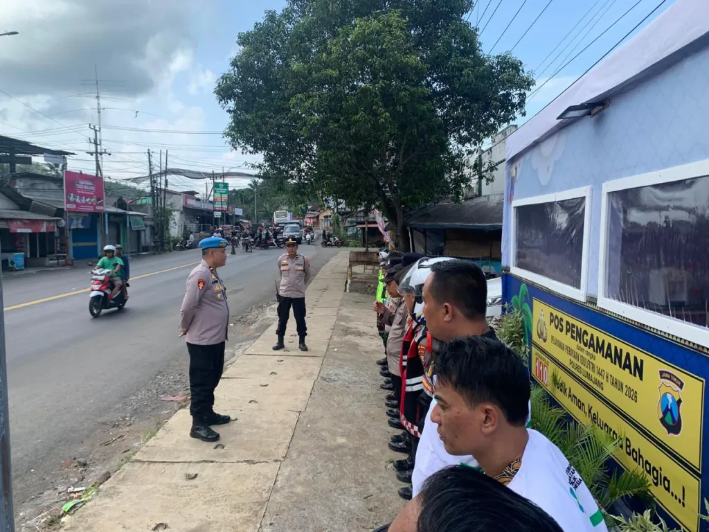 Tak Ingin Lalai, Propam Polres Lumajang Sidak Pos Pengamanan Klakah