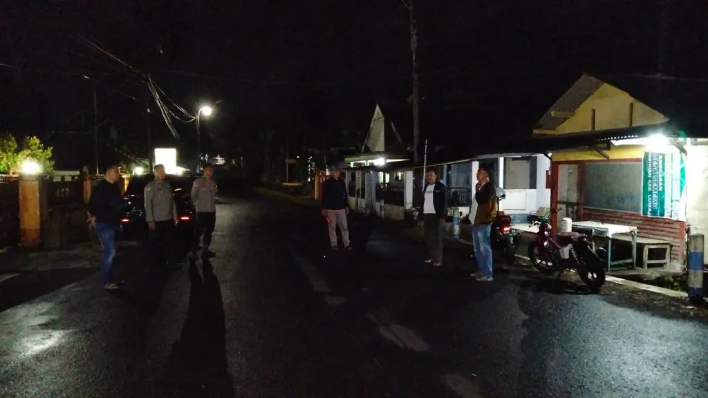 Jalur Sepi Sememu Disisir Polisi, Begal Diincar dalam Patroli Malam Gabungan