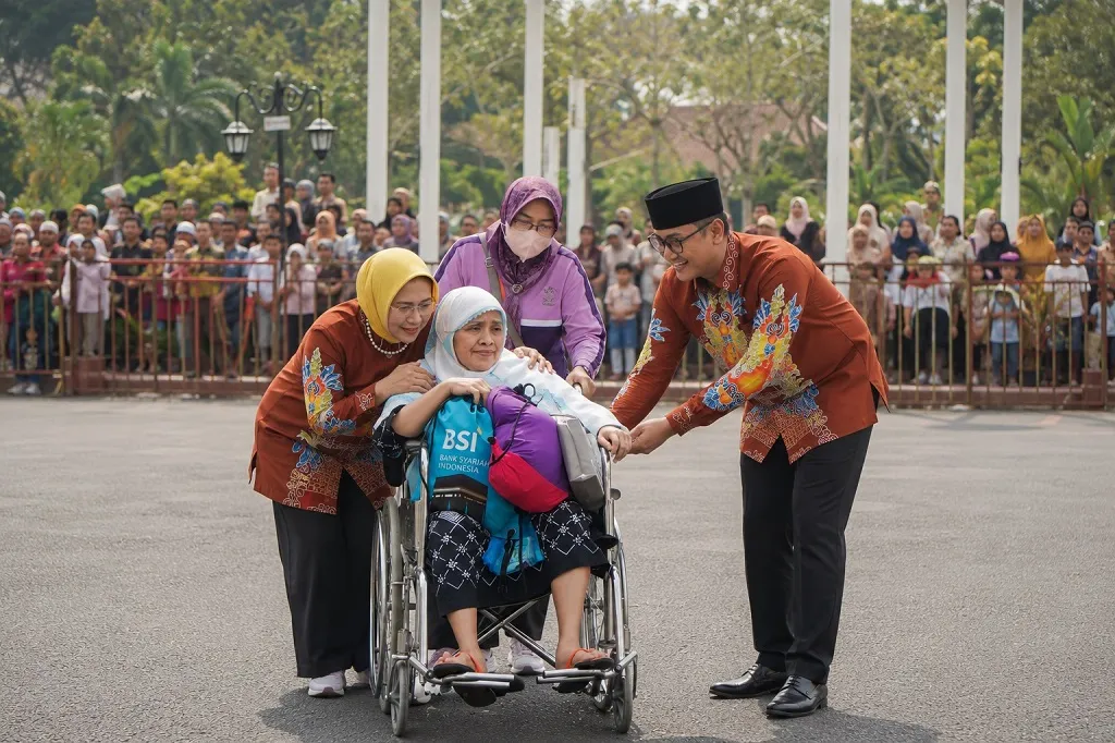 Ratusan Jemaah Haji Lumajang Tiba dengan Selamat, Dua Wafat dan Tiga Masih Dirawat di Arab Saudi