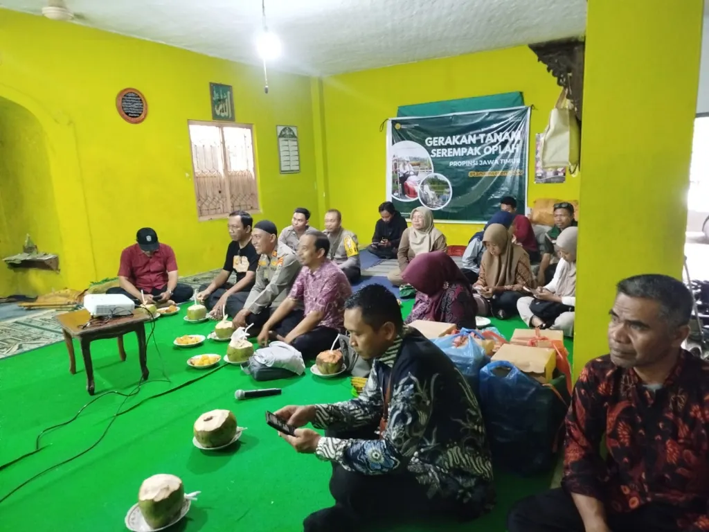 Kapolsek Tekung Ikuti Zoom Nasional Percepatan Tanam OPLA, Perkuat Dukungan untuk Ketahanan Pangan