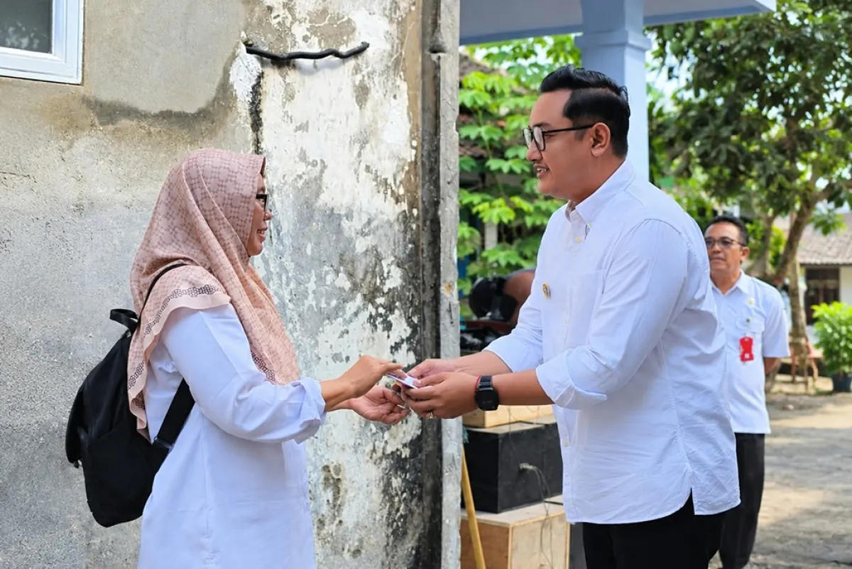 Rumah Kembali Berdiri, Pemkab Lumajang Bantu Afni Pulihkan Kehidupan Pascakebakaran