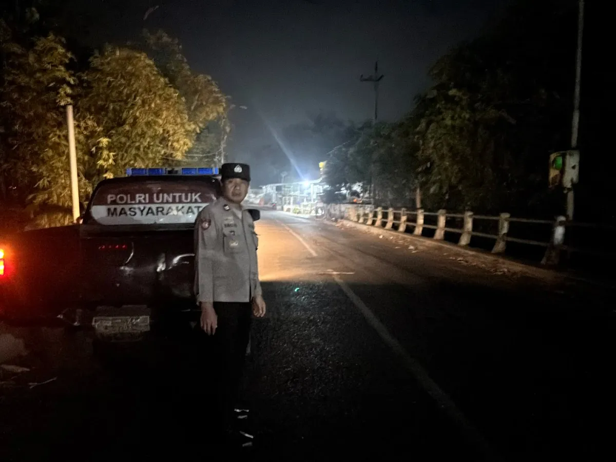 Rotator Biru Menyala, Polisi Sisir Jalur Rawan Kriminalitas di Klakah Lumajang