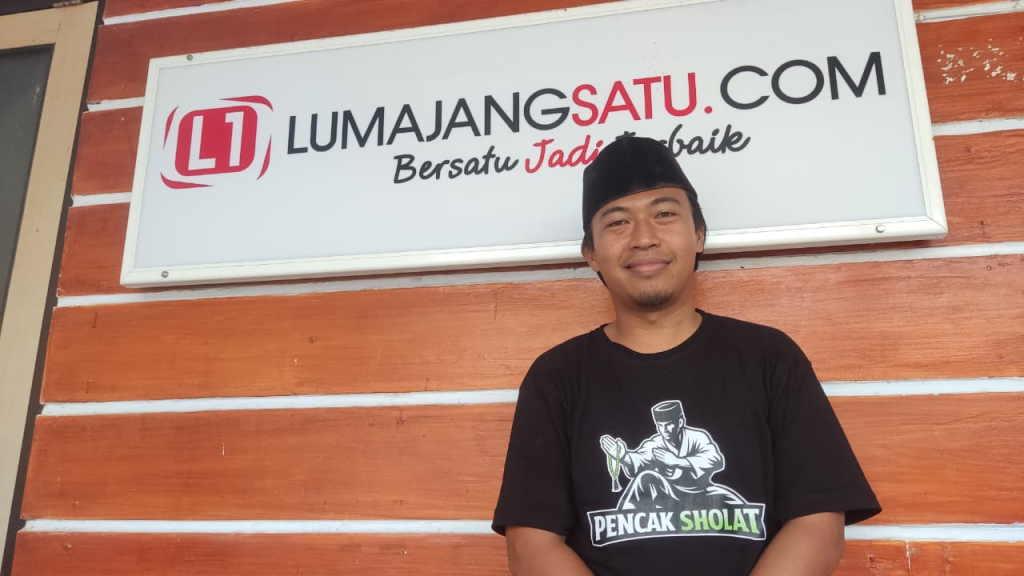 Bambang Subahri, Dosen Unisya meneliti Pencak Sholat Lumajang