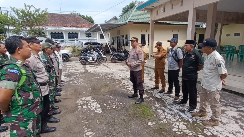 Antisipasi Gangguan, TNI-Polri Siaga Amankan Tes Perangkat Desa Barat