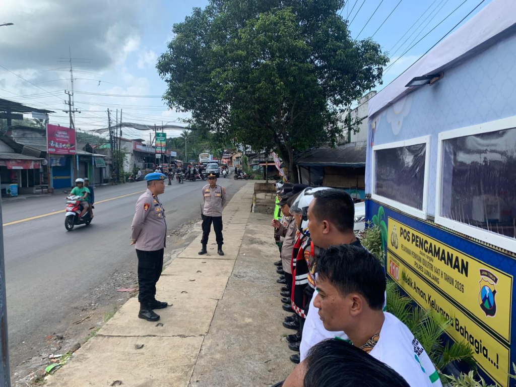 Propam Polres Lumajang Sidak Pos Pam Klakah, Sikap Tampang hingga Identitas Personel Diperiksa