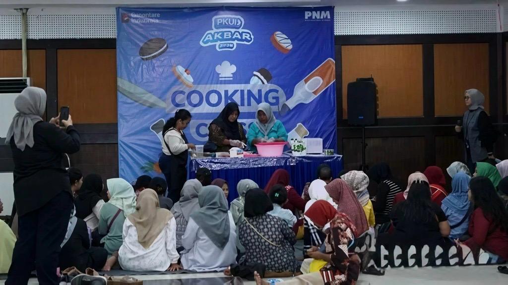 Para perempuan tangguh bersama PNM Mekaar