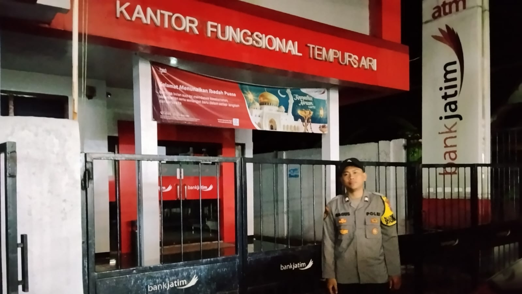 Polsek Tempursari Perketat Patroli Perbankan saat Libur Lebaran, Cegah Aksi 3C