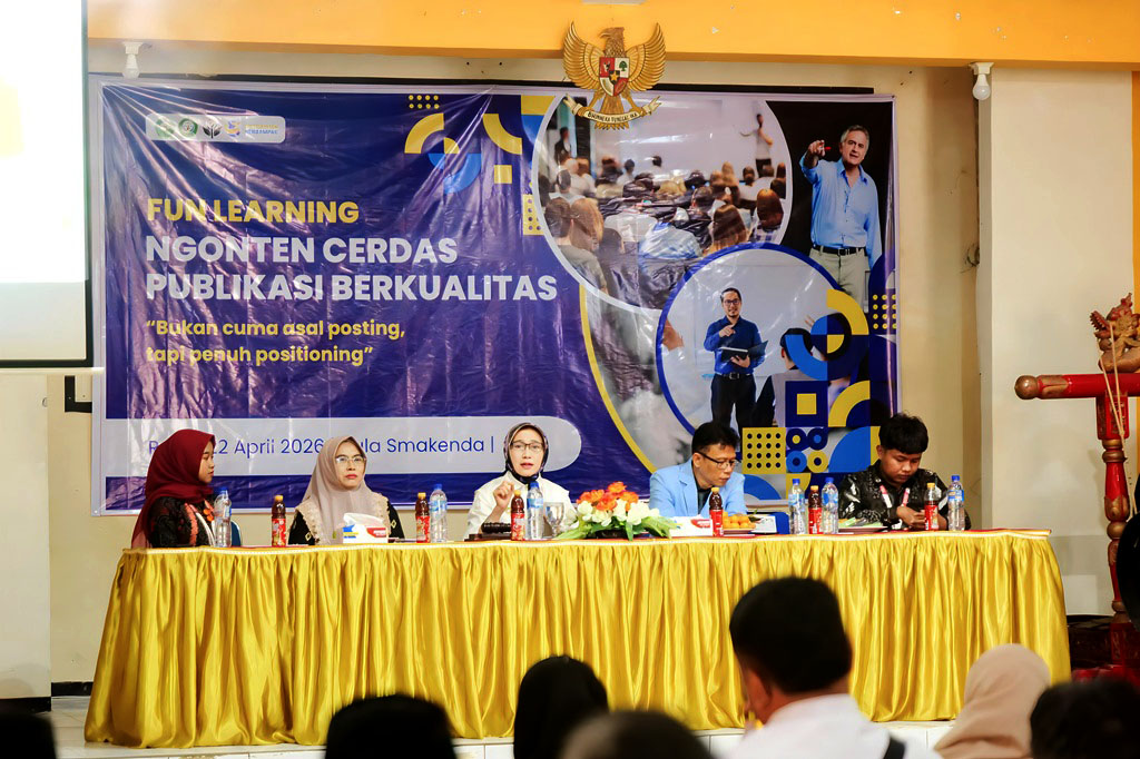 Bupati Lumajang Indah Amperawati saat memberikan sambutan sekaligus membuka acara