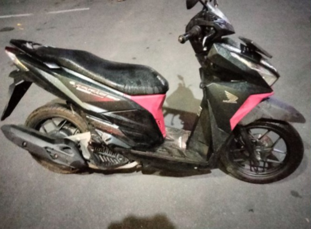 Salah satu barang-bukti yang diamankan oleh Resmob Lumajang–Jember Ungkap Kasus Pemerkosaan dan Curat, Tiga Pelaku Ditangkap, Dua Masih Buron