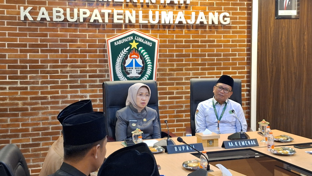 Audiensi Wisuda Akabr Tartil dan Tahfidz MI se-Lumajang dengan Pemerintah Daerah