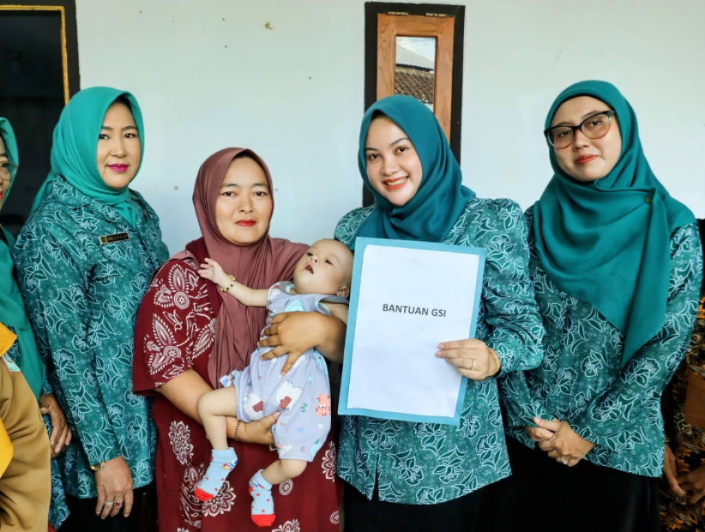Pelukan Harapan untuk Rayyan: Balita 13 Bulan Berjuang Lawan Penyakit, Uluran Tangan Datang di Tengah Keterbatasan