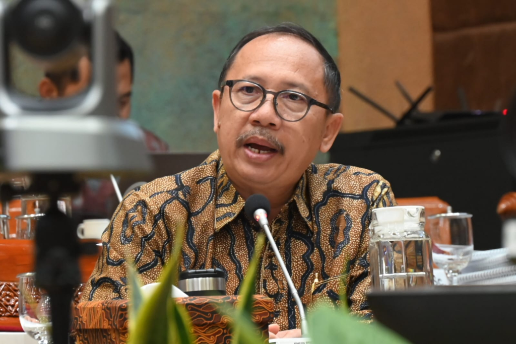 Muhamad Nur Purnamasidi Anggota DPR RI Fraksi Golkar Dapil Lumajang-Jember