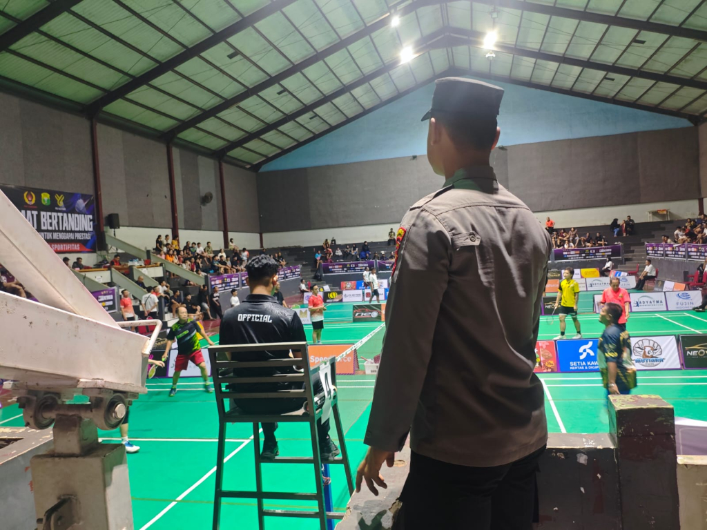 Pengamanan turnamen bulutangkis di GOR