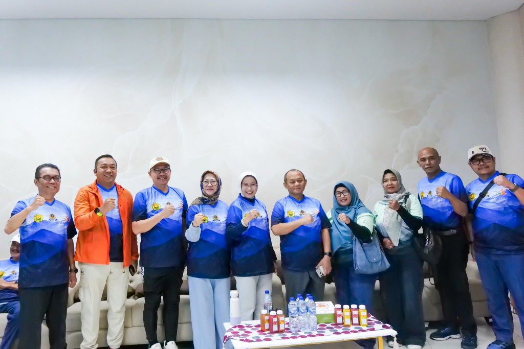 Kegiatan tersebut menjadi ajang silaturahmi alumni sekaligus memperkuat komitmen perguruan tinggi dalam mencetak lulusan yang kompeten, berkarakter, dan siap mengabdi kepada masyarakat.